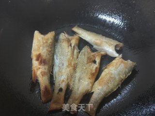 家熬小鲈板鱼的做法步骤：8