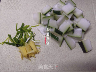 冬瓜烩菜的做法步骤：3