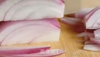 香焖鸡腿饭的做法步骤：2