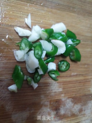 凉拌酸辣粉的做法步骤：1