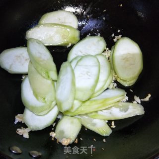 蒜蓉丝瓜的做法步骤：4