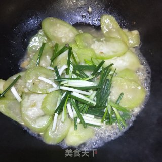 蒜蓉丝瓜的做法步骤：6