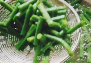 凉拌豇豆的做法步骤：2