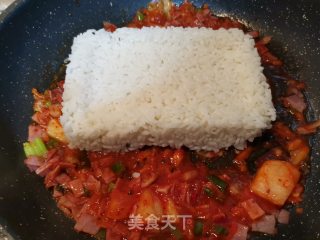 韩式辣白菜炒米饭的做法步骤：5