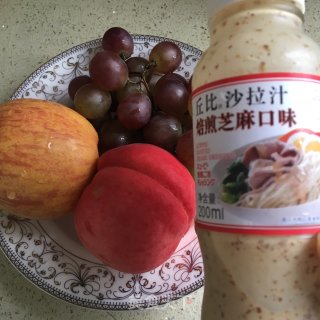 水果沙拉的做法步骤：1