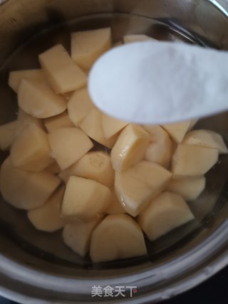 烧烤土豆块的做法步骤：2