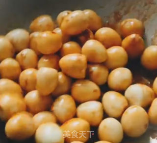 红烧鹌鹑蛋的做法步骤：4