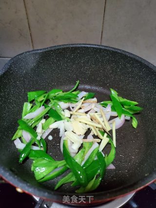 小炒牛肉的做法步骤：3