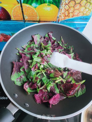 蒜炒红苋菜的做法步骤：5