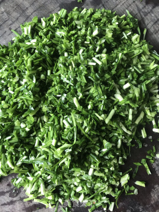 韭菜鸡蛋馅饼的做法步骤：7