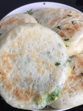 韭菜鸡蛋馅饼的做法步骤：12