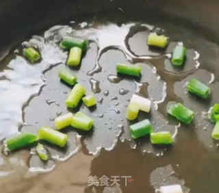 莴笋炒蛋的做法步骤：4