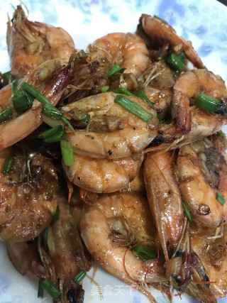 干锅吮指对虾的做法步骤：9