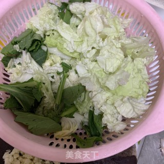 牛肉粿条汤的做法步骤：2