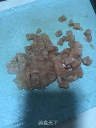 盐蛋鸡肉粥的做法步骤：1