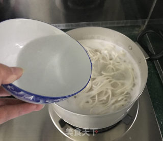 葱油拌面的做法步骤：9