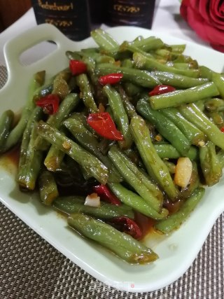 蒜香豆角的做法步骤：8