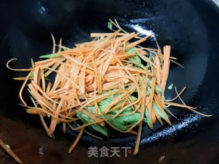 土豆炒三丝的做法步骤：5