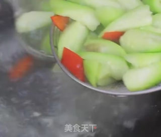 海米烧丝瓜的做法步骤：3