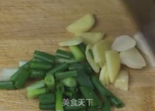 海米烧丝瓜的做法步骤：4