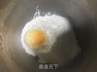 酥皮叉烧包的做法步骤：1