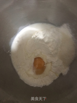 酥皮叉烧包的做法步骤：3