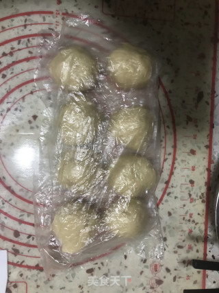 酥皮叉烧包的做法步骤：13