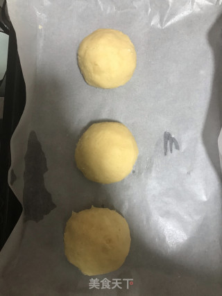 酥皮叉烧包的做法步骤：19