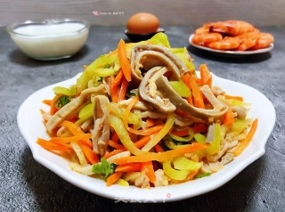 #酸爽开胃美食#酸辣肚丝凉拌莴笋丝的做法步骤：12