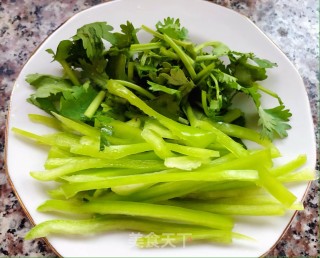 #酸爽开胃美食#酸辣土豆丝的做法步骤：6