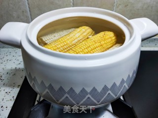 煮玉米的做法步骤：3