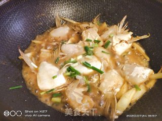 红烧巴沙鱼鳍的做法步骤：8