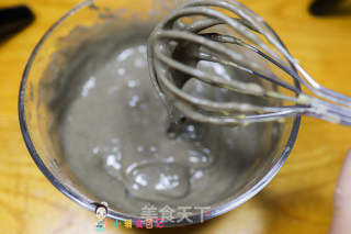 12个月以上辅食黑芝麻酱松饼的做法步骤：4