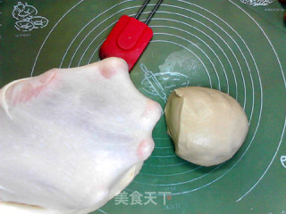 花生酱芝士火腿肠酸奶面包卷的做法步骤：8