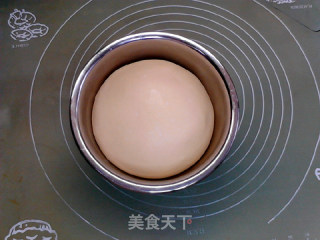 花生酱芝士火腿肠酸奶面包卷的做法步骤：11