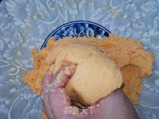 芝麻红薯饼的做法步骤：7