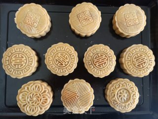 广式月饼—蛋黄莲蓉的做法步骤：9