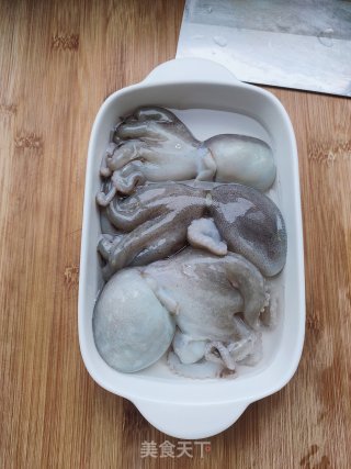 韭菜炒八带的做法步骤：1