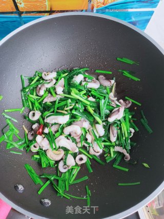 韭菜炒八带的做法步骤：10