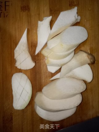 香煎杏鲍菇的做法步骤：1