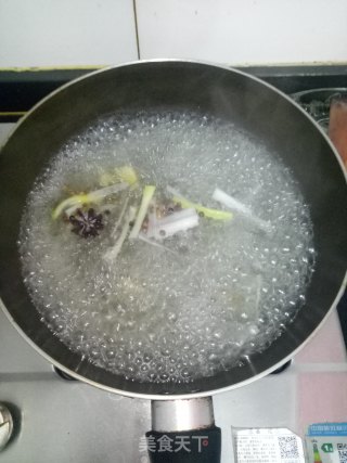 白灼虾的做法步骤：3