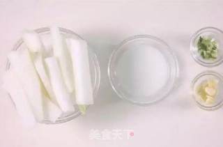 冬瓜这样炒，比肉还好吃！！的做法步骤：1