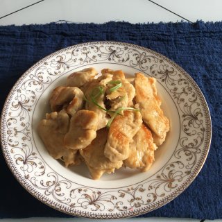 香煎鸡胸肉的做法步骤：5