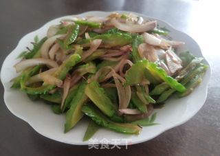 洋葱炒苦瓜的做法步骤：6
