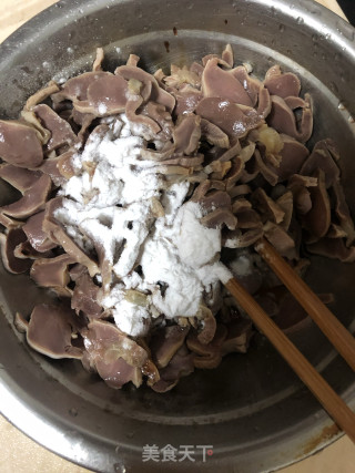杭椒鸡胗的做法步骤：5