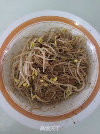 凉拌粉丝豆芽的做法步骤：9