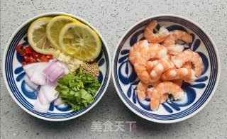 凉拌柠檬香辣虾的做法步骤：4