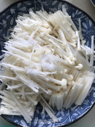 清蒸金针菇的做法步骤：3