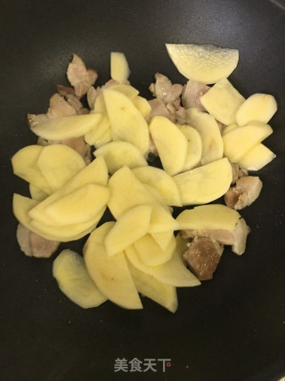 洋葱土豆回锅肉的做法步骤：8