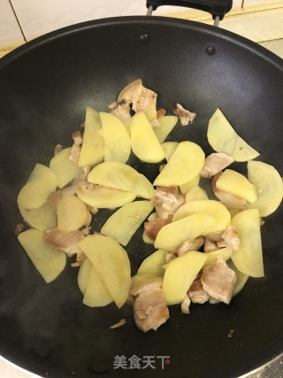 洋葱土豆回锅肉的做法步骤：9
